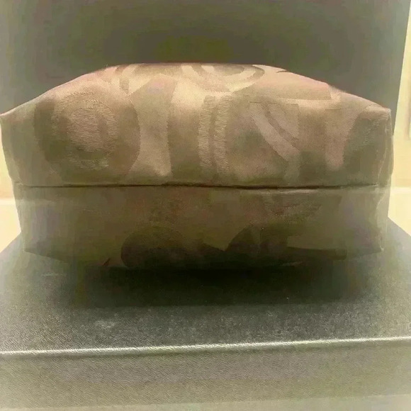 Ferragamo Canvas Nylon & Leather Cosmetic Pouch Vintage - Picture 6 of 6